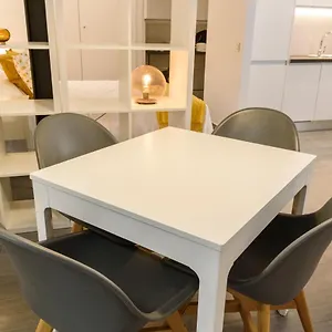 Apartamento Renthas Fernando De Lesseps Estudio, Málaga